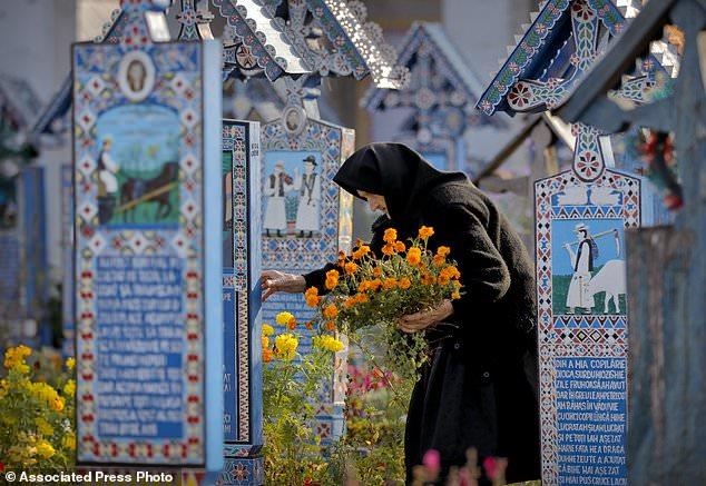 bia mo hai huoc anh 2