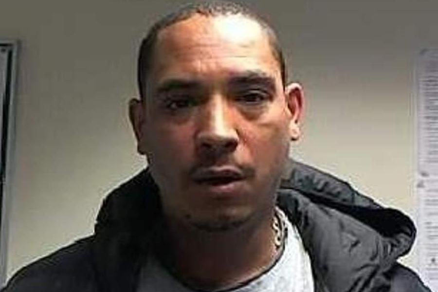 Ga say doa mo cua may bay giet sach hanh khach linh an tu 18 thang hinh anh