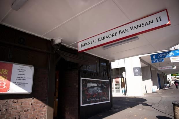 quán bar ảnh 2 quan bar anh 2