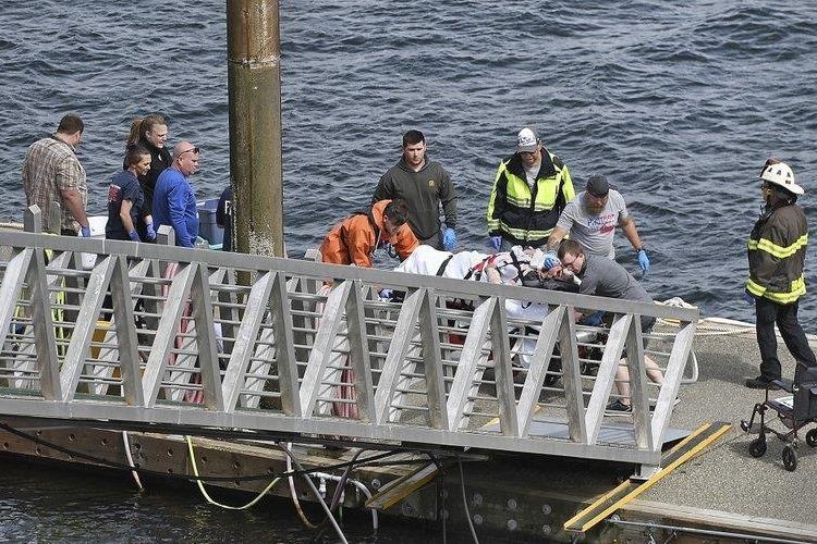 Thuy phi co dam nhau khien 3 nguoi chet, 3 nguoi mat tich o My hinh anh