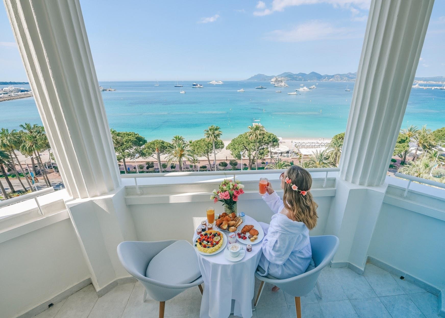 khach san cannes anh 9