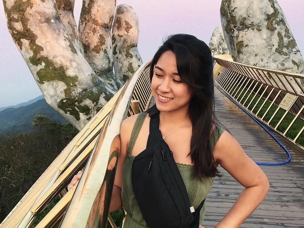 Nam long bi quyet chup anh check-in cau Vang hut nghin like hinh anh