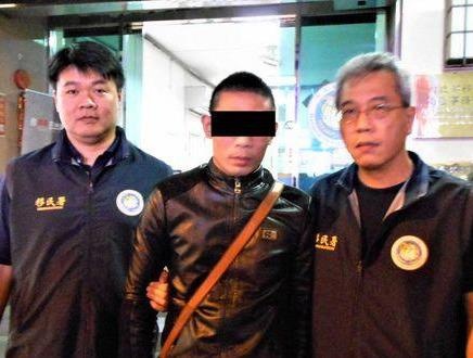 3 lan khach Viet tron lai nuoc ngoai khien cong ty lu hanh dieu dung hinh anh