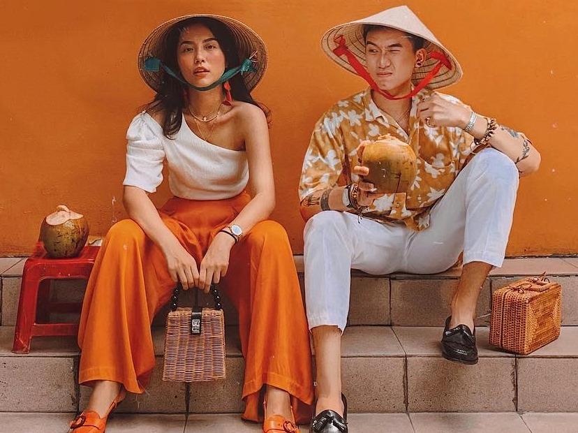 Tang can, ngo doc va nhung mat toi cua nghe blogger du lich hinh anh