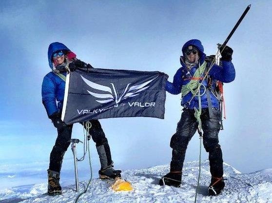 Nguoi phu nu goc Viet dau tien chinh phuc dinh Denali cao 6.190 m hinh anh