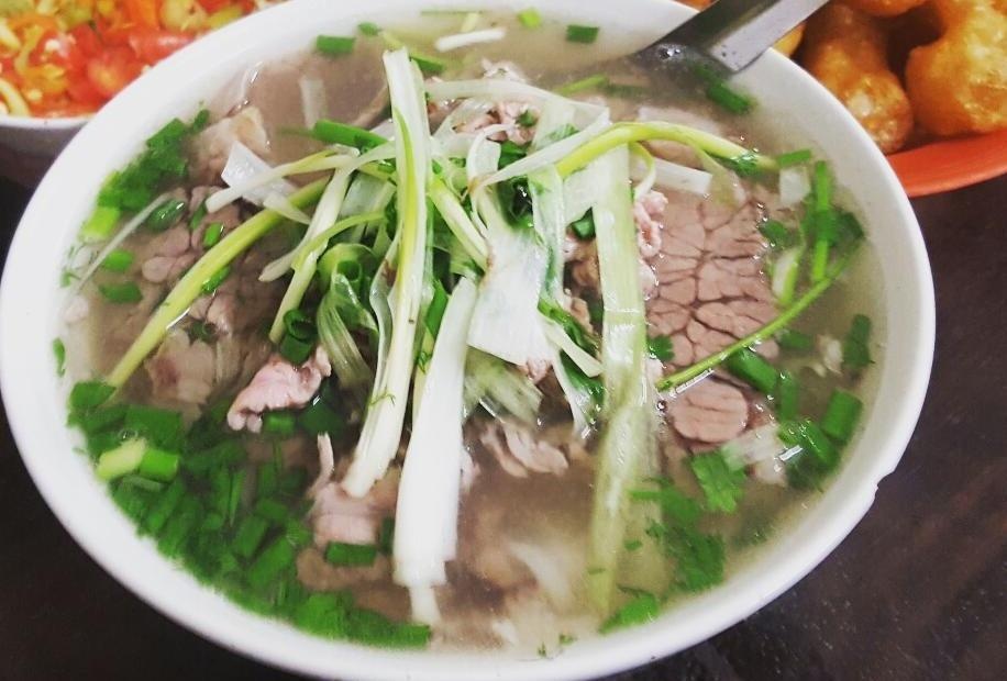 Pho Viet va 4 mon an duong pho chau A vua ngon vua re hinh anh