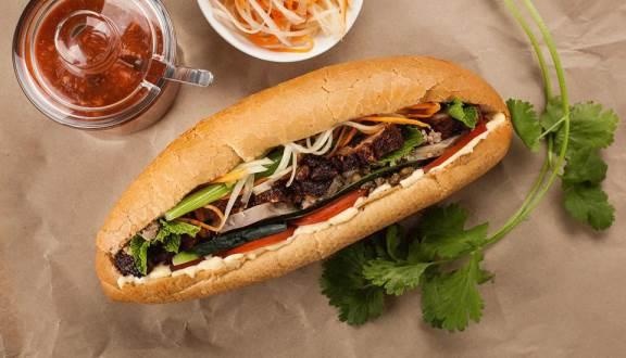 banh mi sai gon anh 4