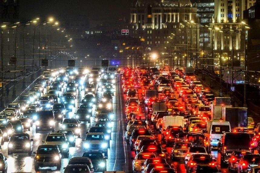 Nhung thanh pho tac duong nhu com bua, di 5 km het 4 gio hinh anh