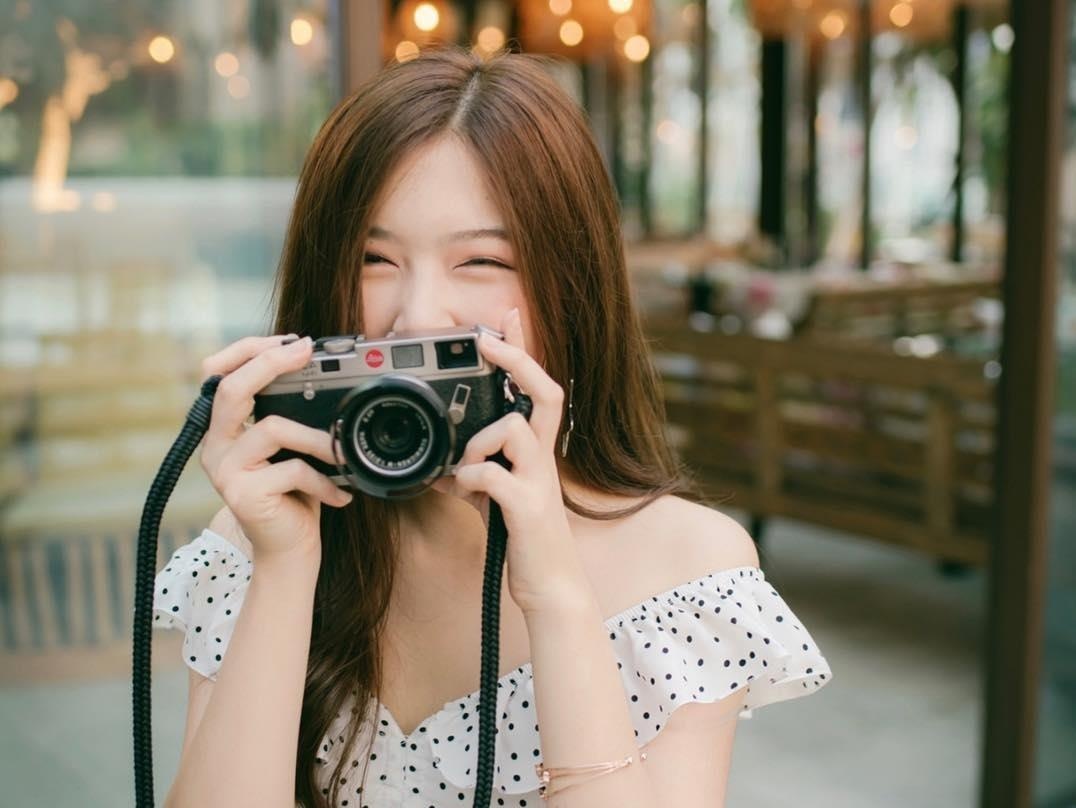 Quan bar cuc 'chill' nhu dem ca bai bien ve Bangkok on ao hinh anh