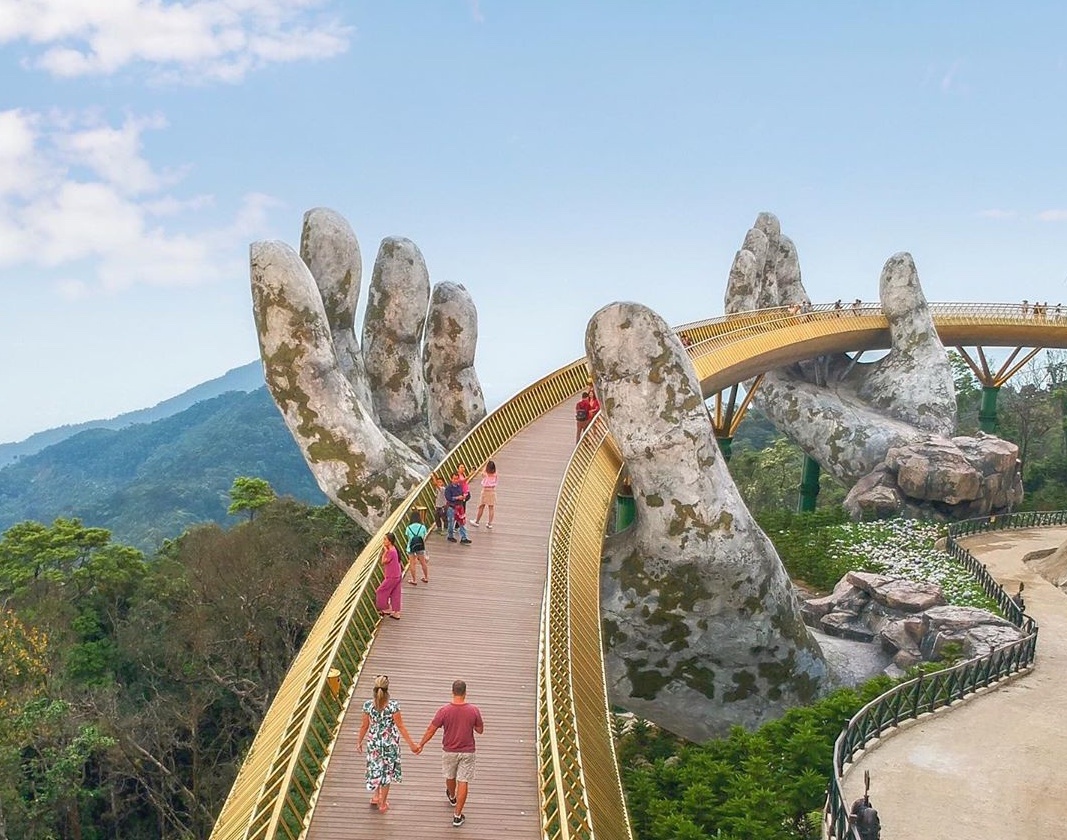 Nhieu lan the gioi vinh danh Da Nang la diem den tuyet bac nhat hinh anh