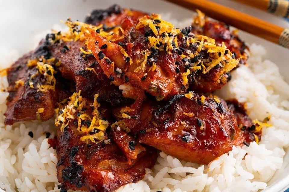 Tap lam ga nuong cay chuan vi Han Quoc hinh anh