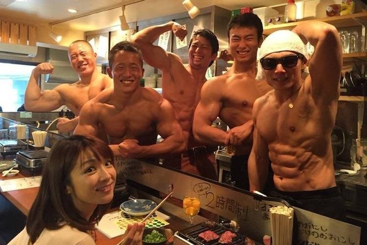 Nha hang trai dep 6 mui thu hut chi em o Nhat Ban hinh anh