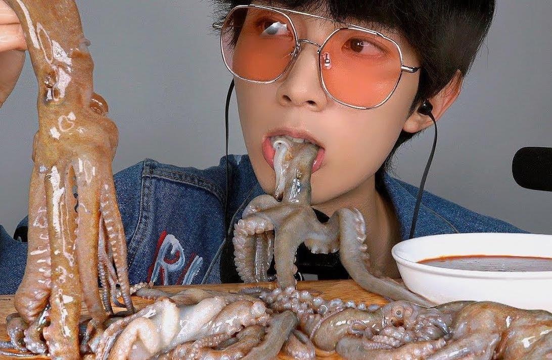 Cua song, bach tuoc giay giua va nhung mon di nhat Han Quoc hinh anh