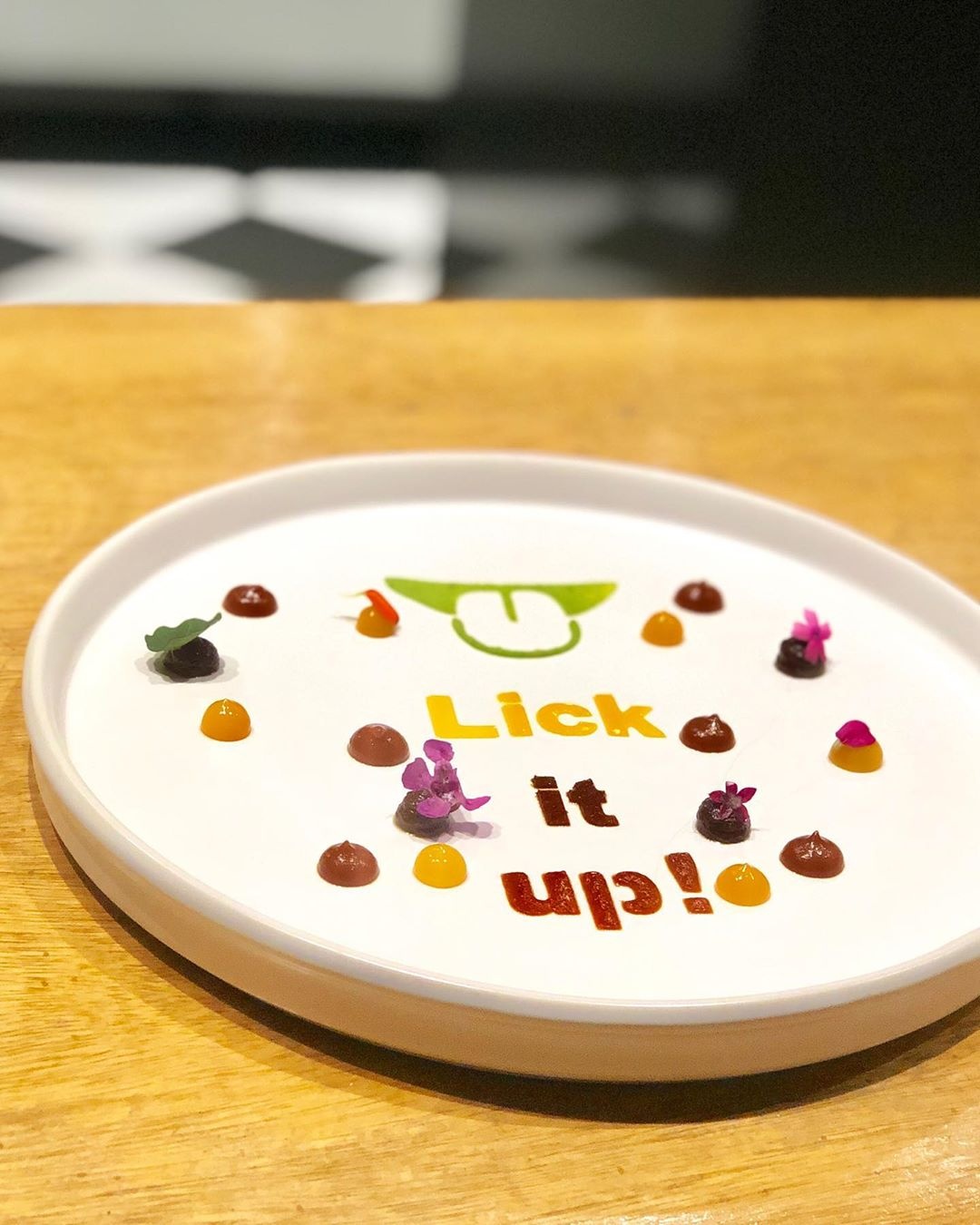 nha hang sang trong anh 5