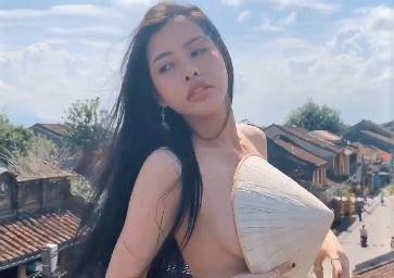 Luat quy dinh long khien khach thoai mai khoa than o diem du lich hinh anh