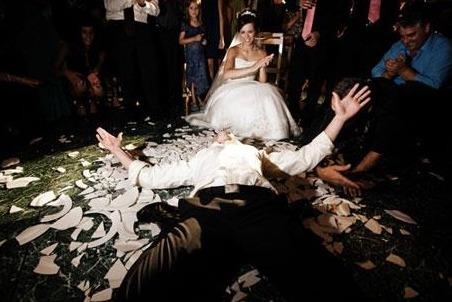 Tuc le dap vo dia, bat co dau chu re don dep hinh anh