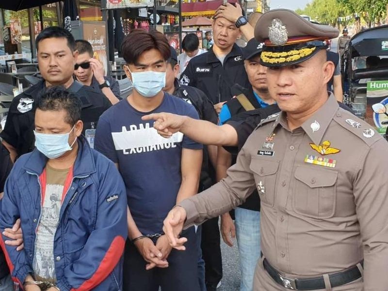 2 nguoi Viet bi bat vi moc tui khach du lich o Thai Lan hinh anh