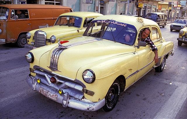 Nhung lai xe taxi chieu khach nhat the gioi o Syria hinh anh