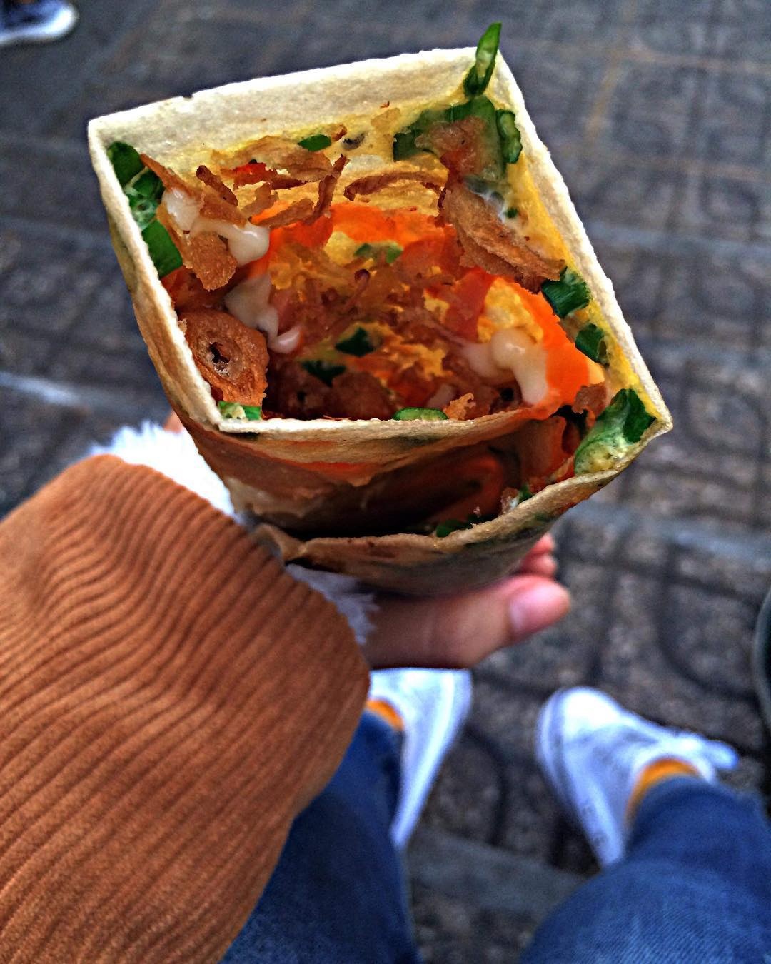 banh trang nuong anh 4