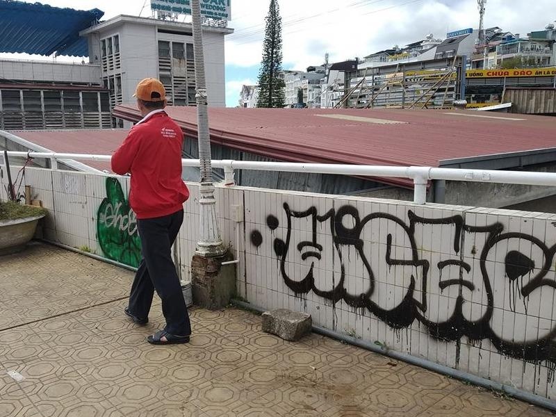 Goc Hong Kong tai Da Lat bi ve ban hinh anh