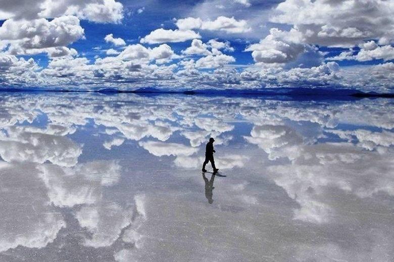 Dat troi giao nhau o canh dong muoi lon nhat the gioi hinh anh