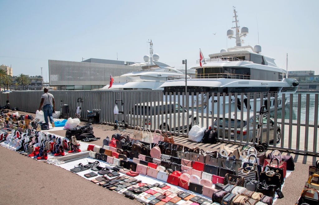 barcelona ghet khach du lich anh 9