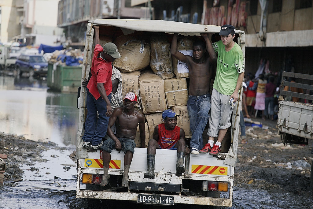 Thanh pho dat do bac nhat, di taxi 30 phut het gan 100 USD hinh anh