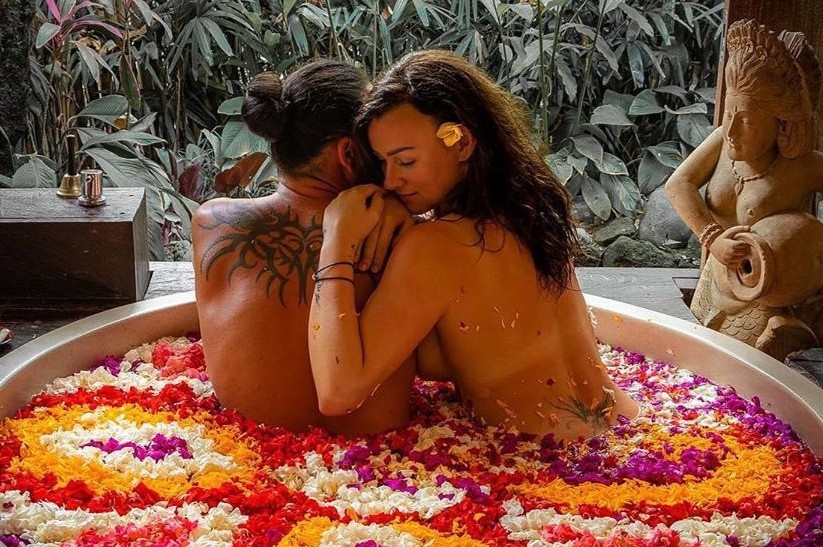 Nhung bon tam hoa tuyet my cho cac cap doi o Bali hinh anh