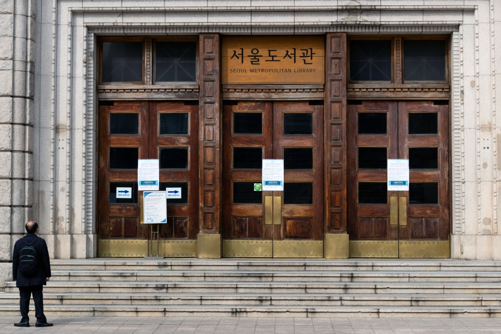 virus corona lay lan anh 6