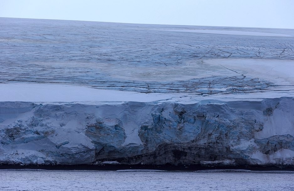 hon dao xa nhat the gioi anh 2