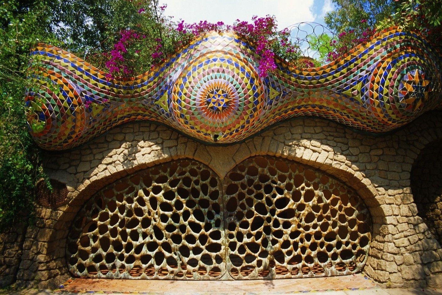 5 toa nha khien nguoi mac chung so lo rung minh hinh anh