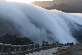 Thac may do xuong nui rung Sa Pa dep tua tien canh hinh anh