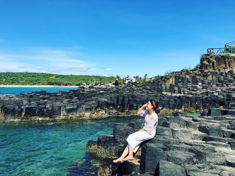 Phu Yen thu hut du khach bang thien nhien tuyet sac hinh anh