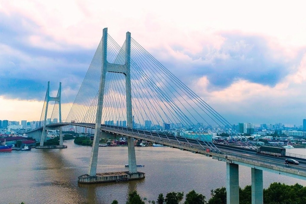 Cau day vang lon nhat TP.HCM, dai hon 2 km hinh anh