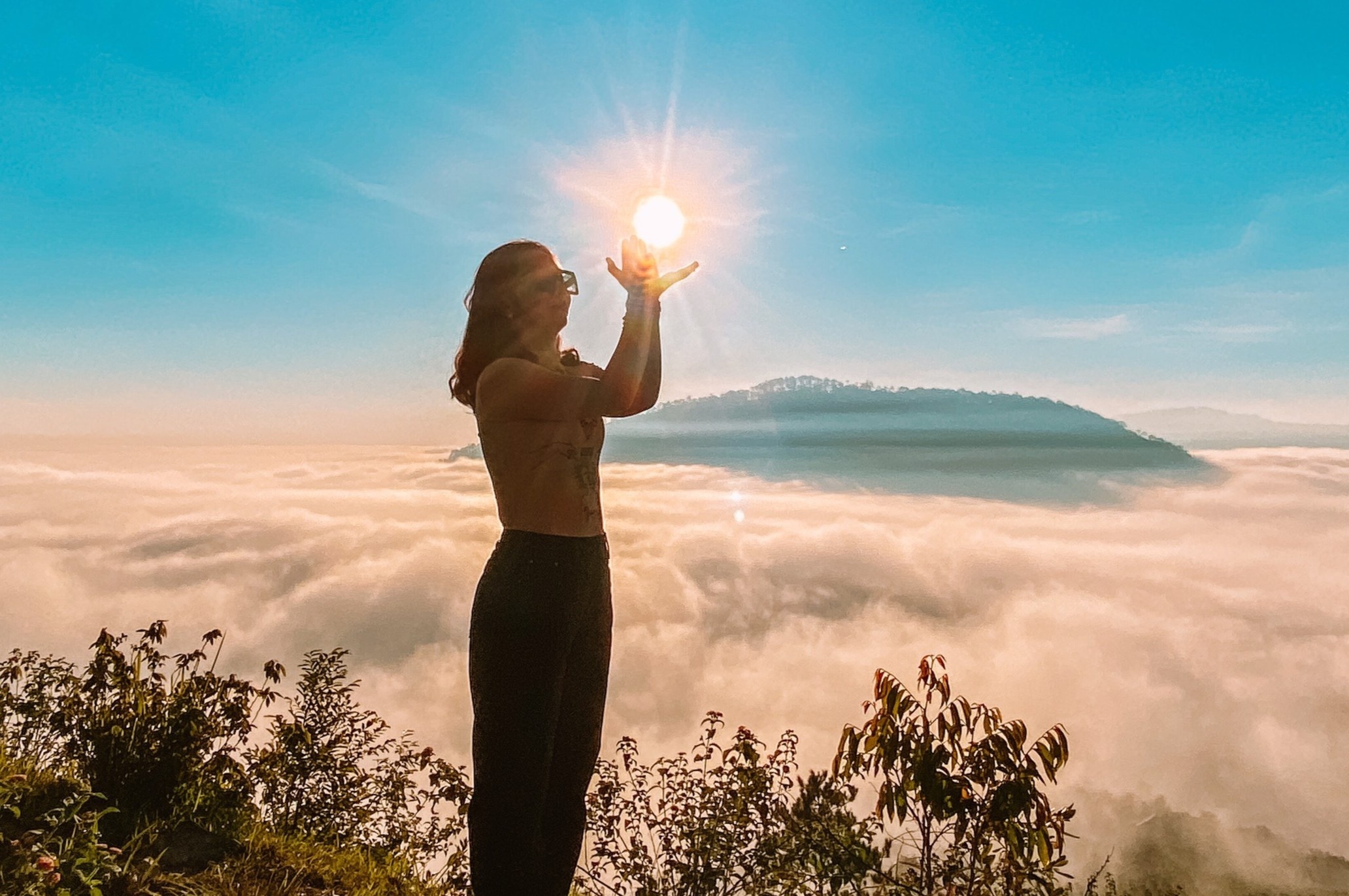 Diem san may Da Lat dong cua vi y thuc du khach hinh anh