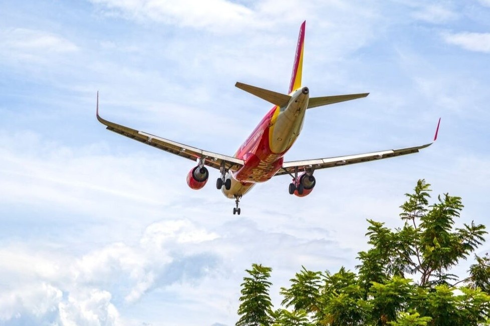 Tong cuc Du lich thu hoi van ban xin 400 ve may bay mien phi hinh anh