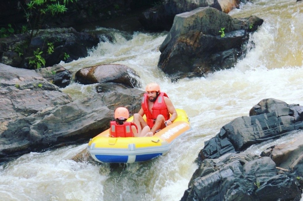 Den Da Nang trai nghiem ngoi phao vuot thac nuoc hinh anh