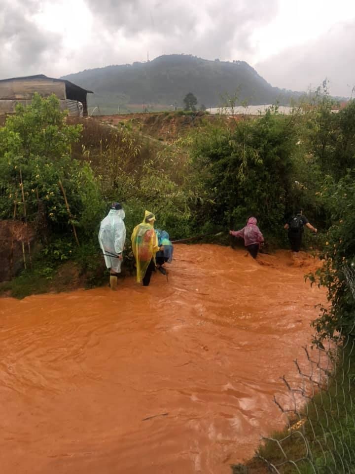 mưa lũ ở đà lạt ảnh 5 mua lu o da lat anh 5