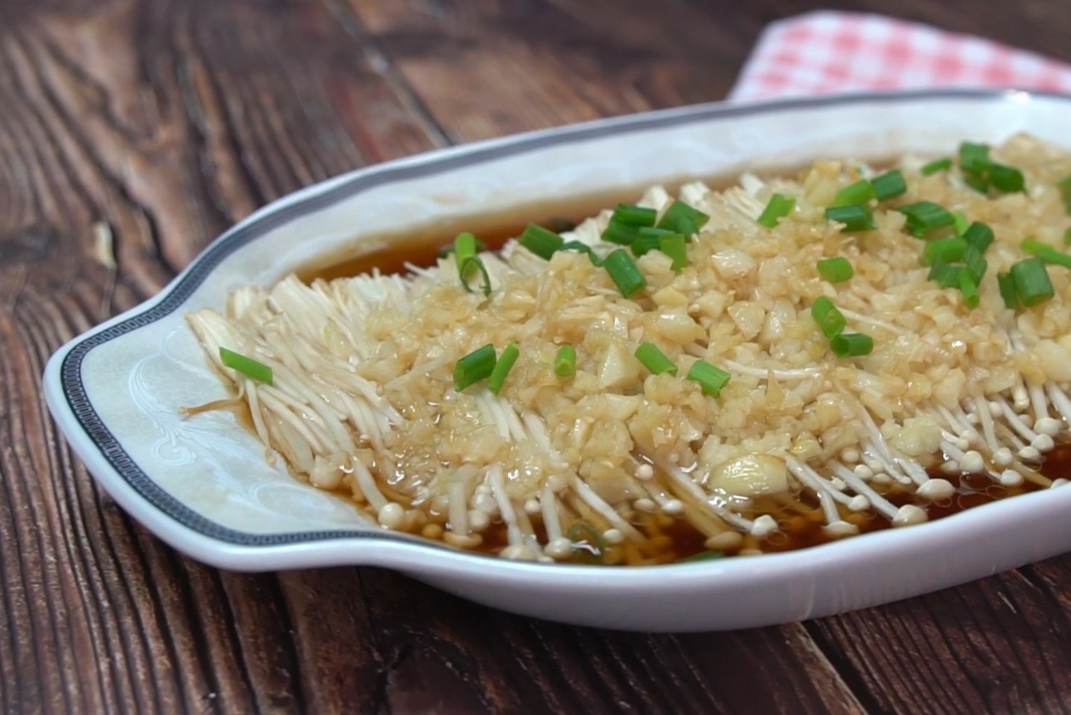 Lam nam kim cham sot toi bam la mieng hinh anh