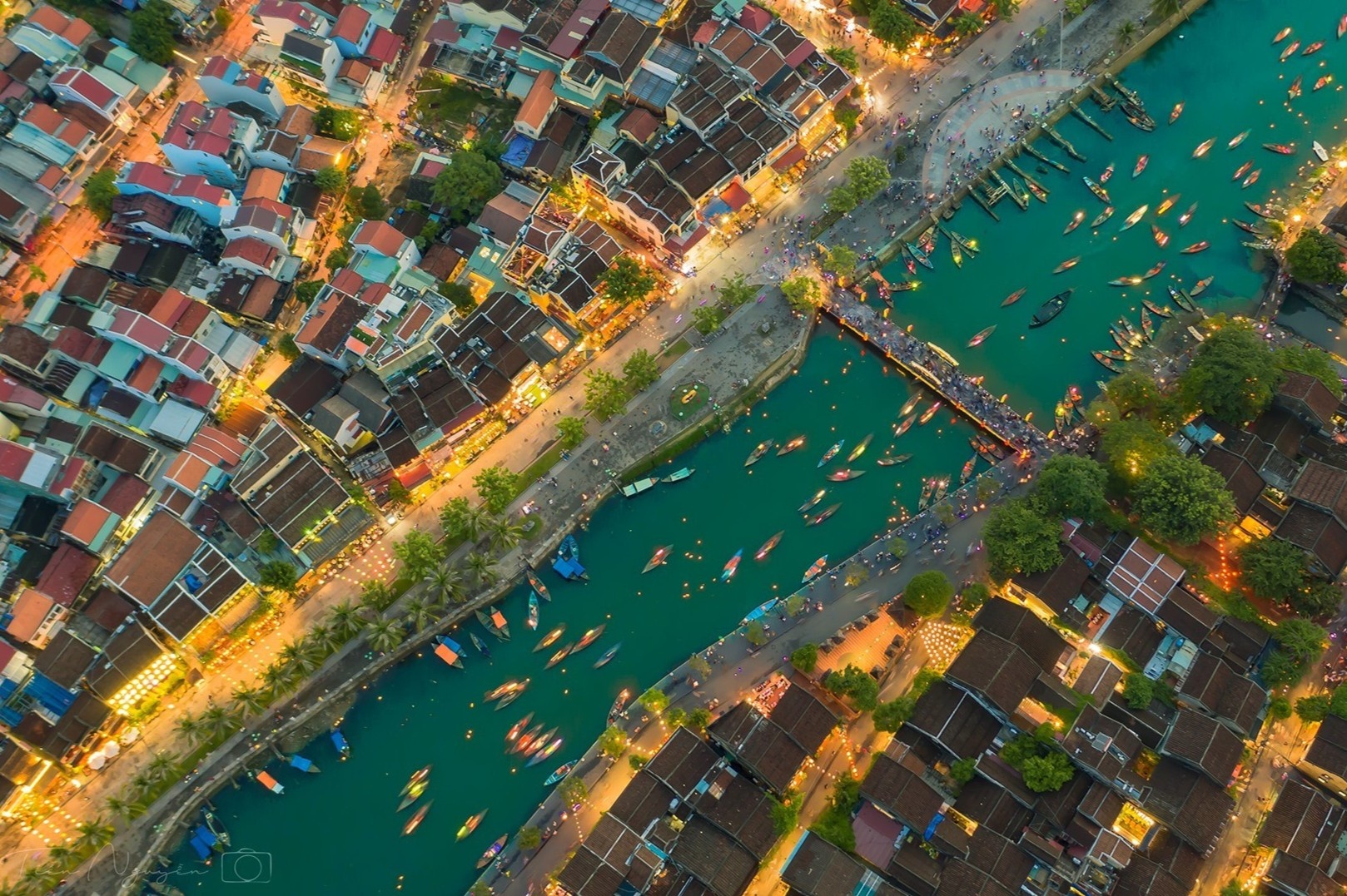 Da Nang - Hoi An - Hue trong thuoc phim tren cao hinh anh