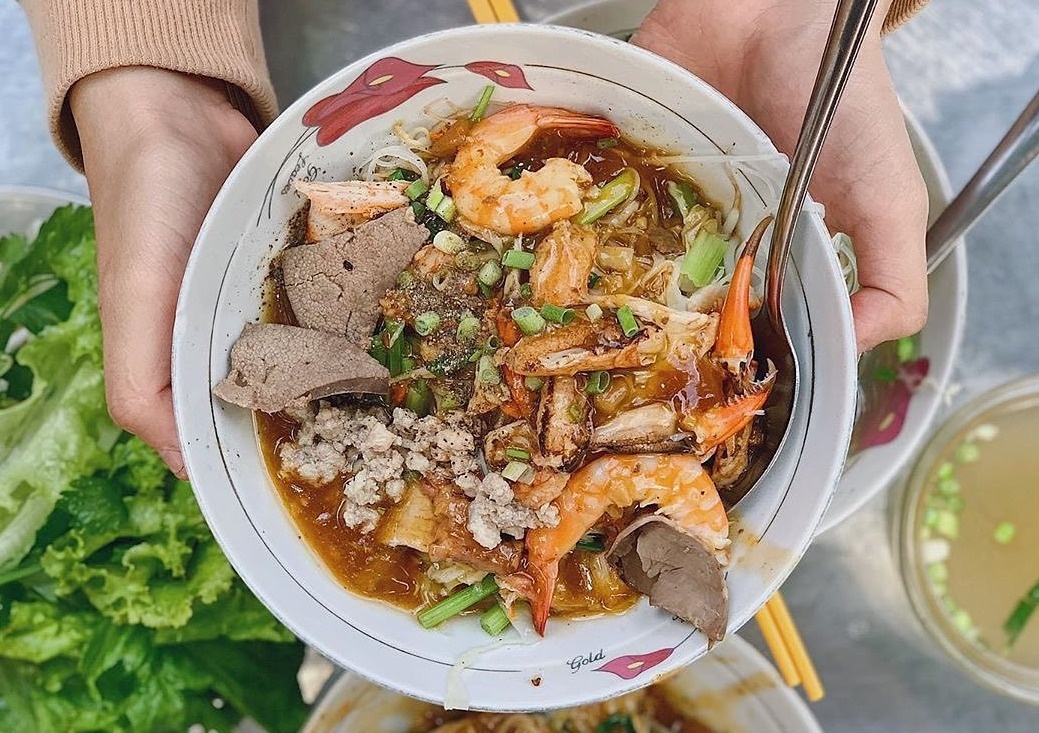 3 quan hu tieu hon nua the ky hut khach giua long TP.HCM hinh anh