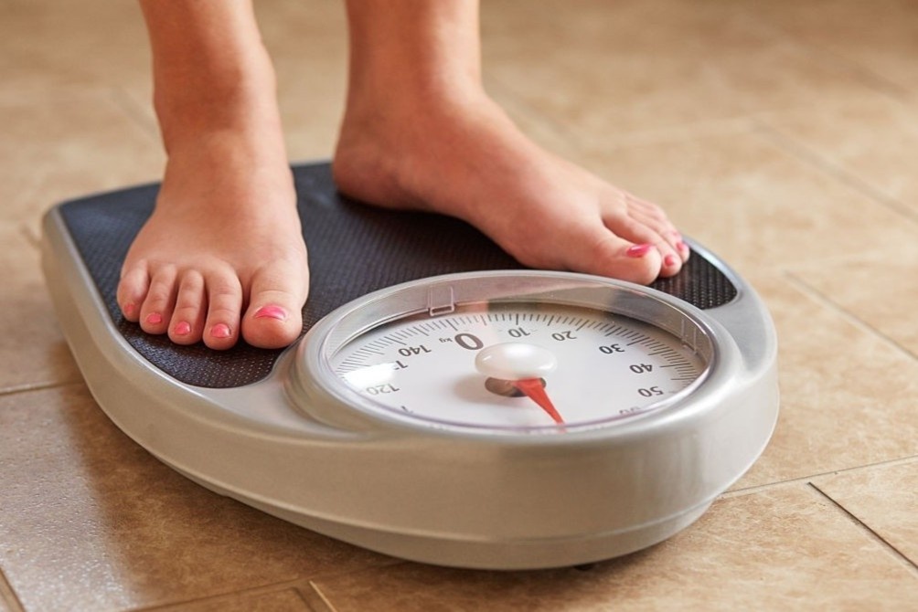 Nha hang Trung Quoc phai xin loi vi bat khach can truoc khi an hinh anh