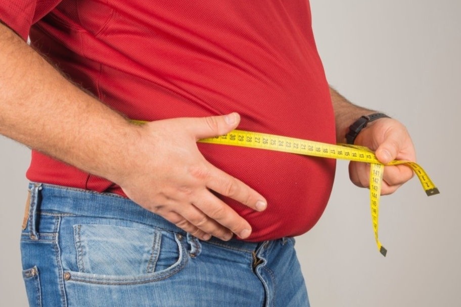 Chu nha tro cam khach beo den o hinh anh