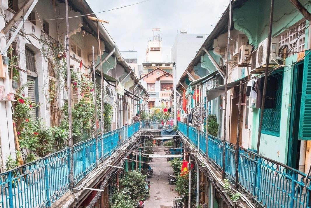 Vi sao cam quay phim, chup anh o hem Hao Si Phuong hinh anh