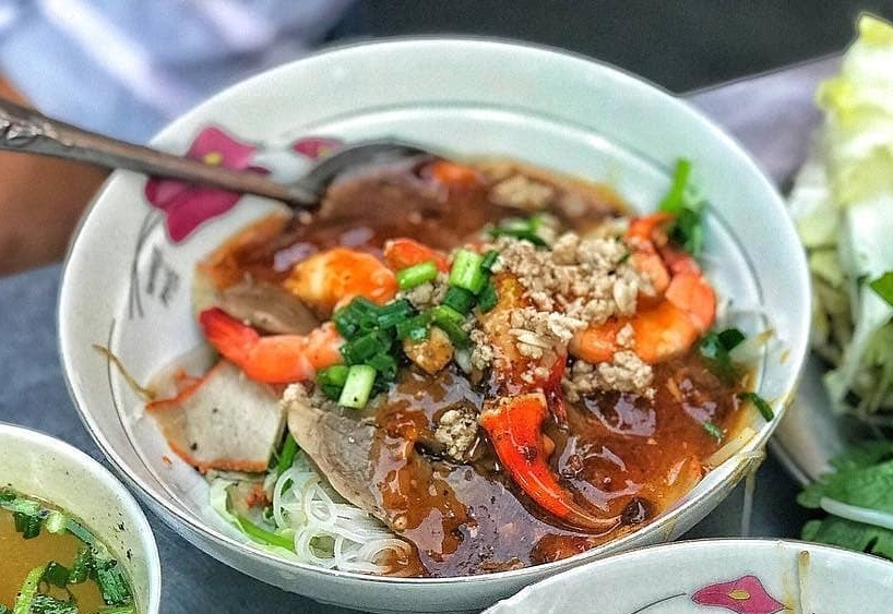 4 mon an mien Tay noi tieng o TP.HCM hinh anh