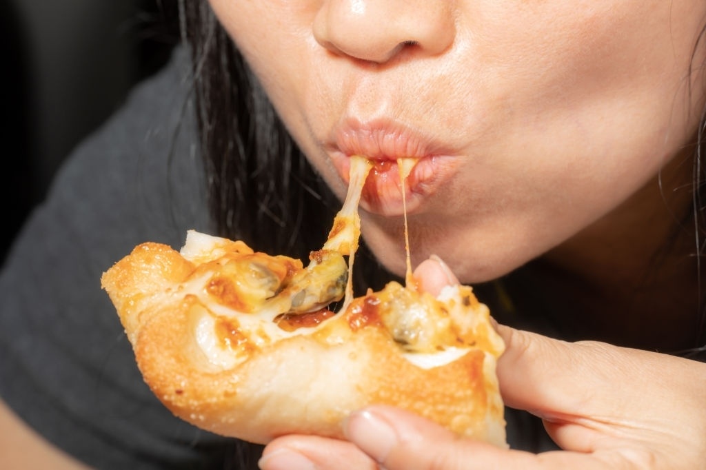 Cach ham nong thuc an tranh ngo doc thuc pham hinh anh