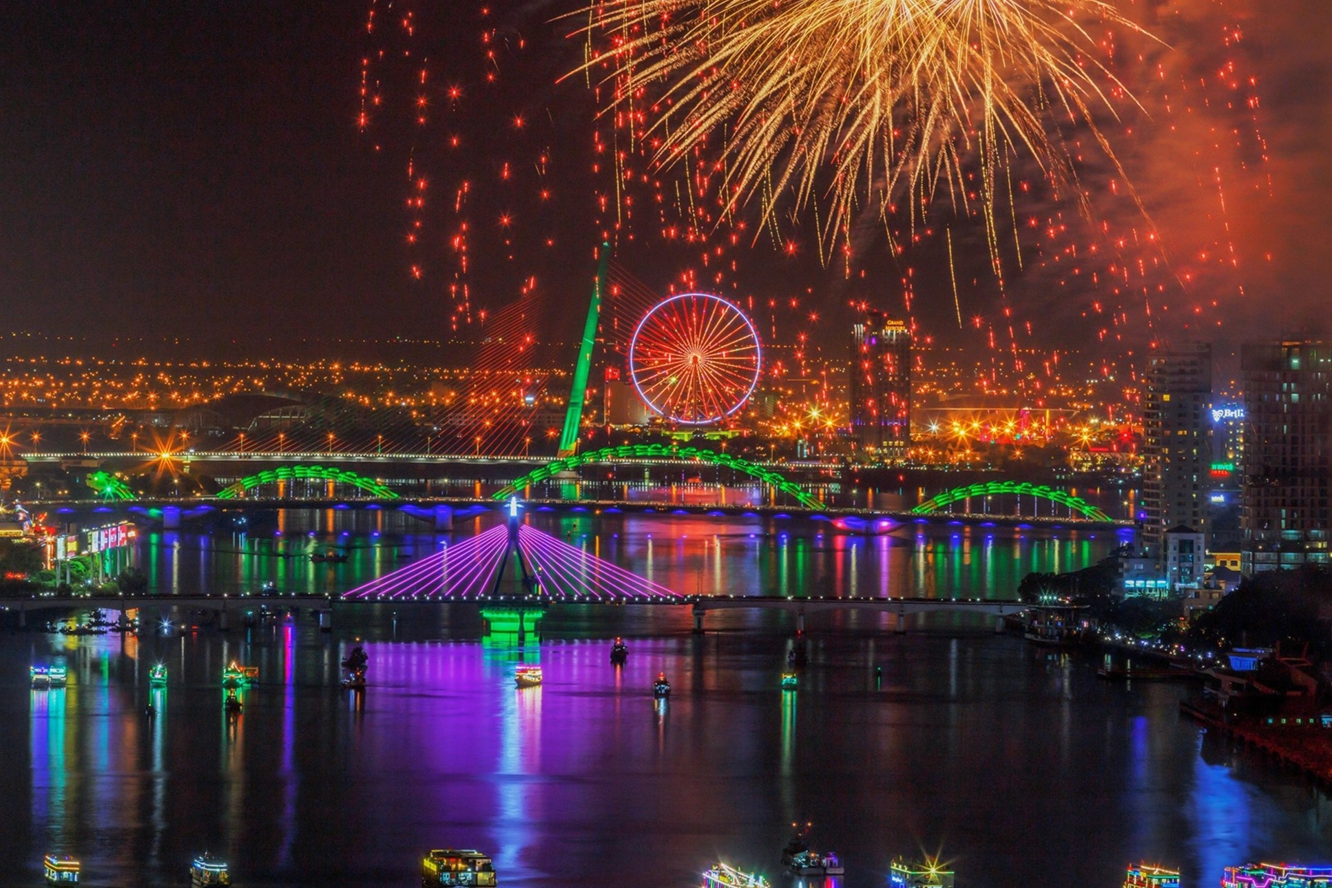 Tiep tuc kich cau cuu nganh du lich sau dich hinh anh