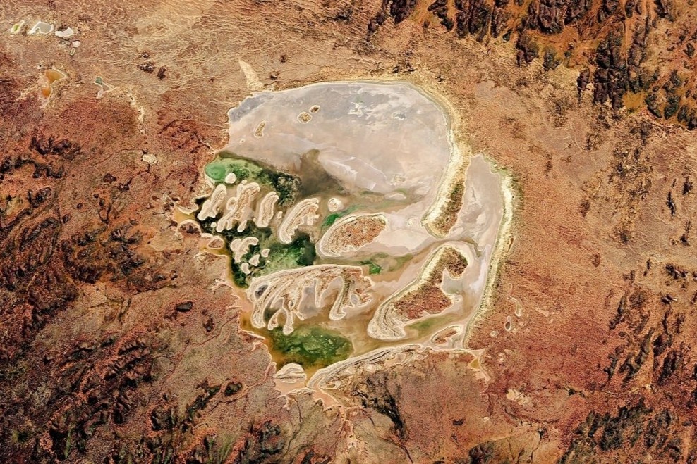 Dau tich cua nhung vu thien thach va vao Trai Dat hinh anh