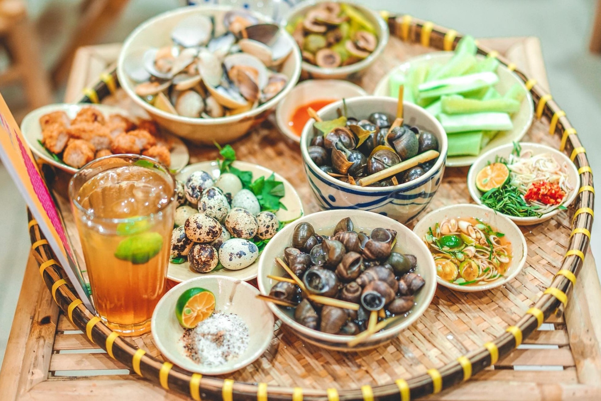 4 mon cung ten nhung khac cach che bien o Ha Noi va TP.HCM hinh anh