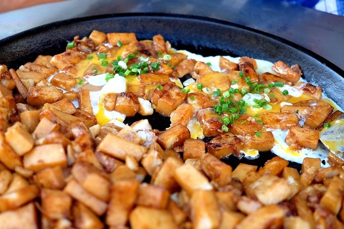 Xe ban bot chien noi tieng o TP.HCM hinh anh